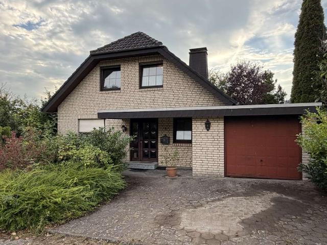 Sanierungsbedürftiges Einfamilienhaus am Asenberg