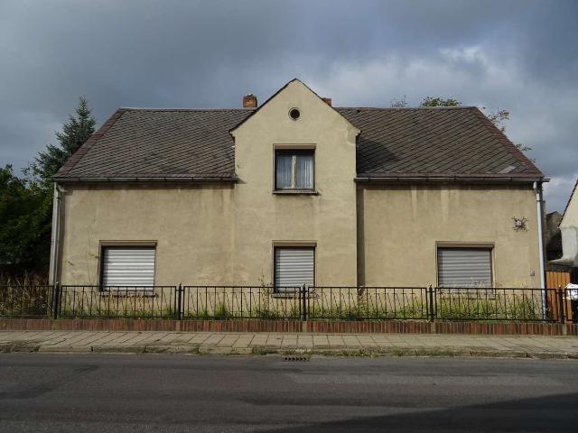 sanierungsbedürftiges Einfamilienhaus in Prösen