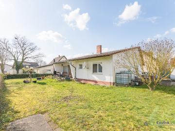 Sanierungsbedürftiges Einfamilienhaus in Selzen