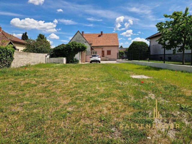 Im wunderschönen Kottingbrunn: Sanierungsbedürftiges Haus auf 706 m² Grundstück