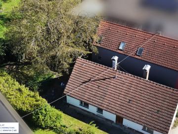 Sanierungsbedürftiges Haus mit großem Grundstück in bester Lage