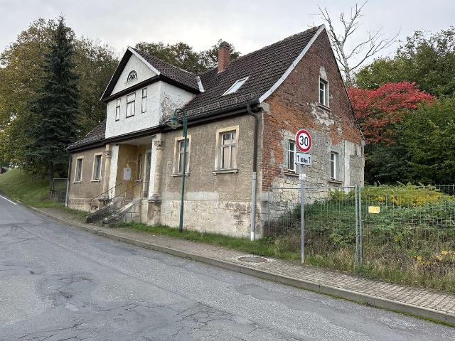 Sanierungsbedürftiges Haus sucht Handwerker
