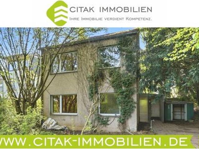 Sanierungsbedürftiges Reihenendhaus mit Garage in Köln Heimersdorf Erbpachtgrundstück