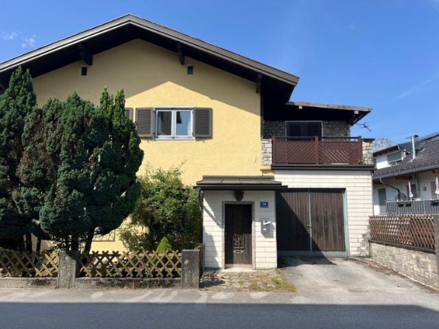 Sanierungsbedürftiges Einfamilienhaus in ruhiger Wohnlage nahe der Stadt Salzburg