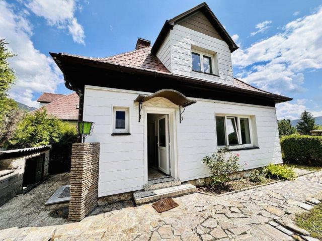 Sanierungshaus mit schönem Garten in Grünbach am Schneeberg