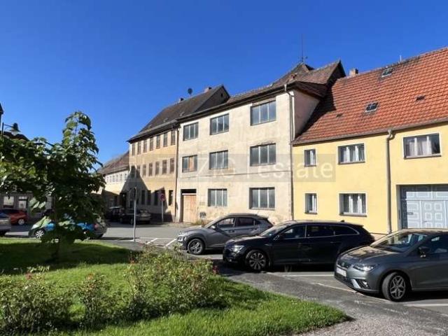 Sanierungsobjekt, direkt am Marktplatz der Töpferstadt Bürgel, mit positiver Bauvoranfrage