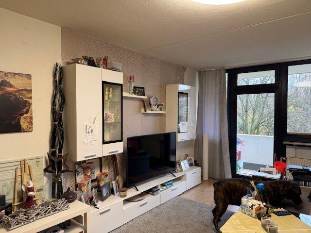 SANKT AUGUSTIN, schöne helle 2 Zi. Wohnung, Diele, Bad, großer Balkon, ca. 72 m² Wfl. TG Stellplatz