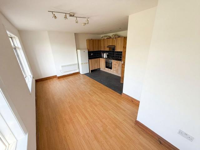 Sanquhar Street, Cardiff CF24, 2 bed flat to rent, £950 pcm | PrimeLocation