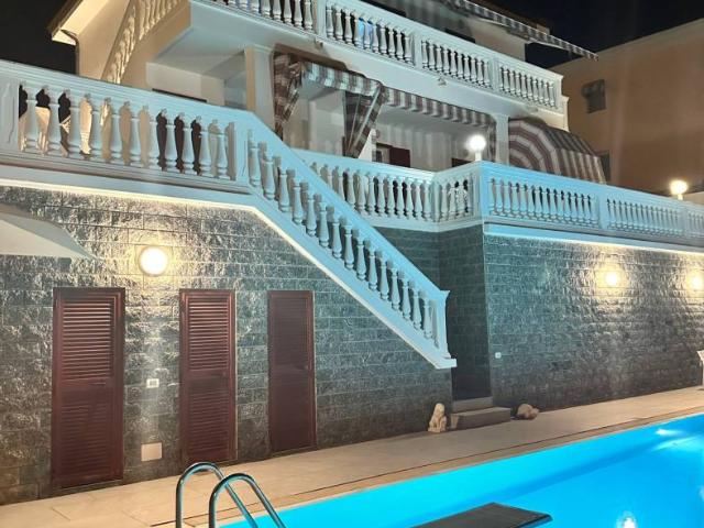 Sanremo In Villa con Piscina