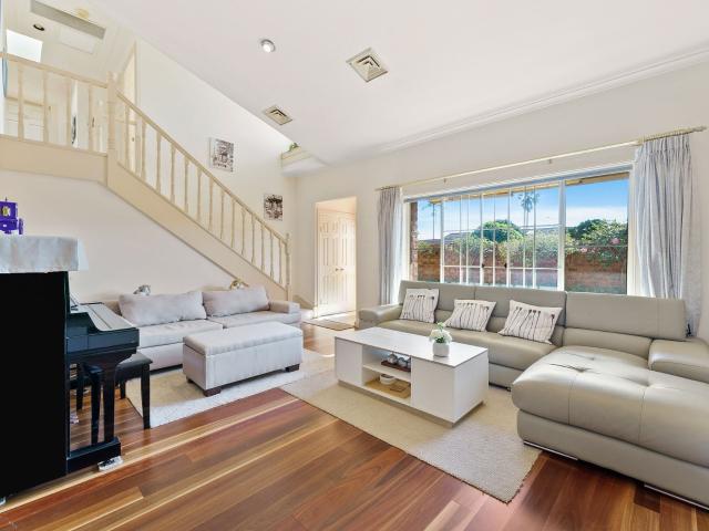 Sans Souci, 3/1 Plimsoll Street