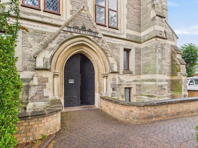 Sansome Walk, Worcester. 1 bed apartment to rent £875 pcm £202 pw