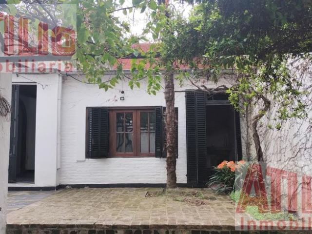 saavedra Casa alquiler 4ambientes destino comercial administrativo garage todo PB