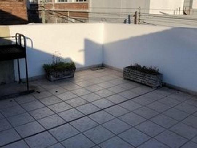 Saavedra, Ruiz Huidobro 2800, 3 amb, 120m2, triplex, u$s 1,000 + services. Accepts canine pet. TEMPORARY 3 MONTHS MIN