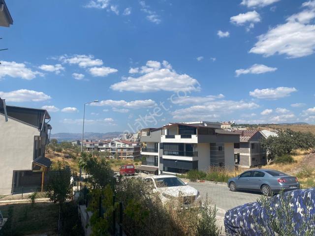 Saadet Korkmaz'dan Gazipaşa'da Havuzlu Sitede Satılık 2+1 Daire