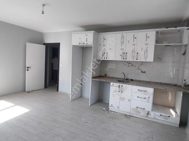 Saadet Korkmaz'dan İsmetpaşa'da Boş Kiralık 2+1 Arakat Daire