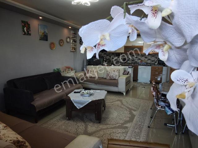 Saadet Korkmaz'dan Satılık 70m2 1+1 Bahçeli Doğalgazlı Daire