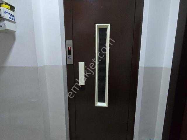Saadetdere Mahallesinde Satılık 3+1 Lüks Daire