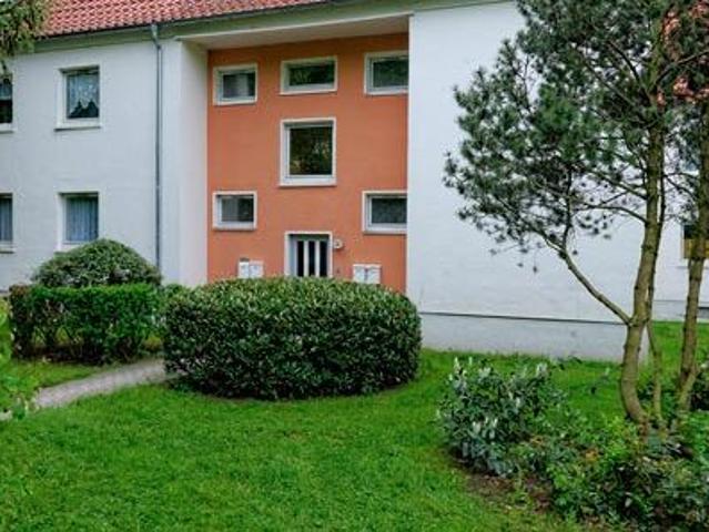 Saarstr. 32, 1 L Kleine und feine Wohnung ggf. mit EBK anzumieten
