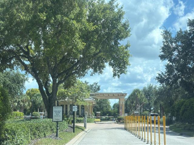 Sabal Pointe Dr