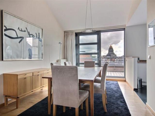 Sablon: Furnished Penthouse 3 Bedroom + 2 Terraces