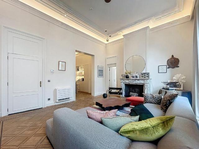 Sablon: Stunning brand new 2 bedroom apartment
