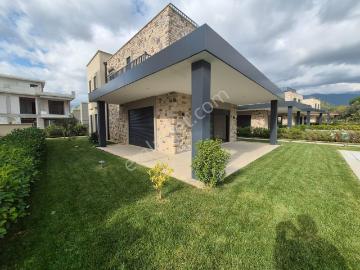 Sabri Pınarbaşı'dan Güre'de Ultra Lüks Satılık Tek Müstakil Havuzlu Villa