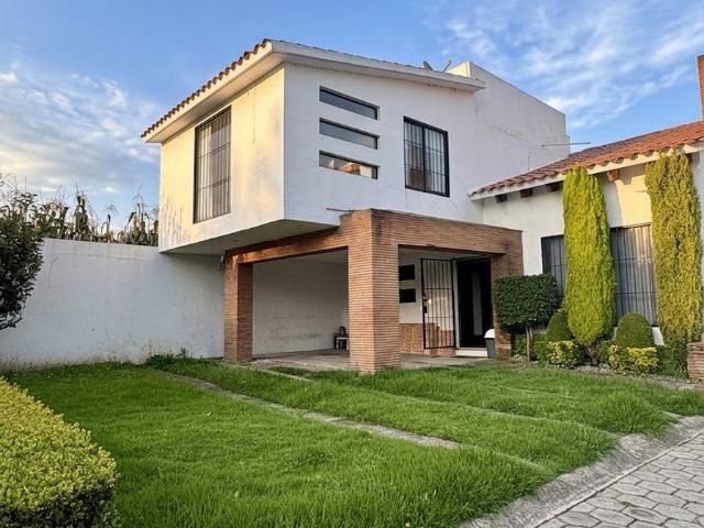 CASA EN VENTA EN METEPEC