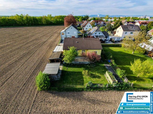 Bungalow in Sackgassenlage – Wohnen auf einer Ebene mit ausbaubarem Dachgeschoss