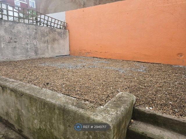 Sackville Road, Hove BN3, 1 bed flat to rent, £1,300 pcm | PrimeLocation