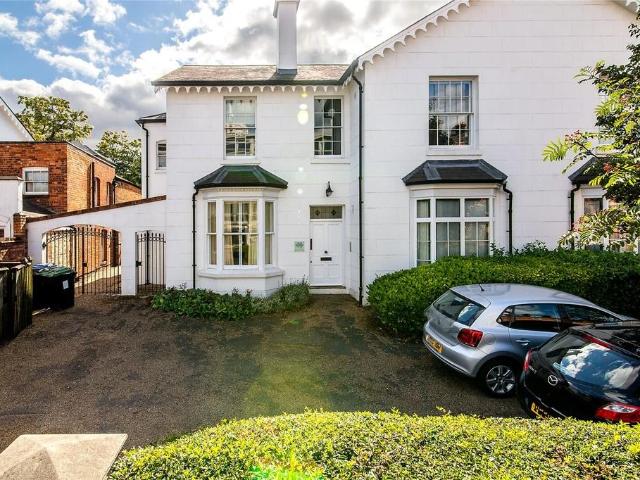 Saco House, Edgbaston B16 1 bed flat to rent £895 pcm £207 pw