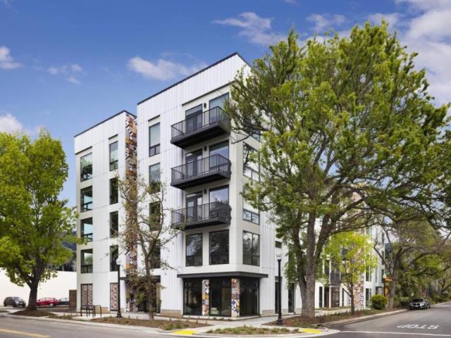 Sacramento CA 95811 103285184