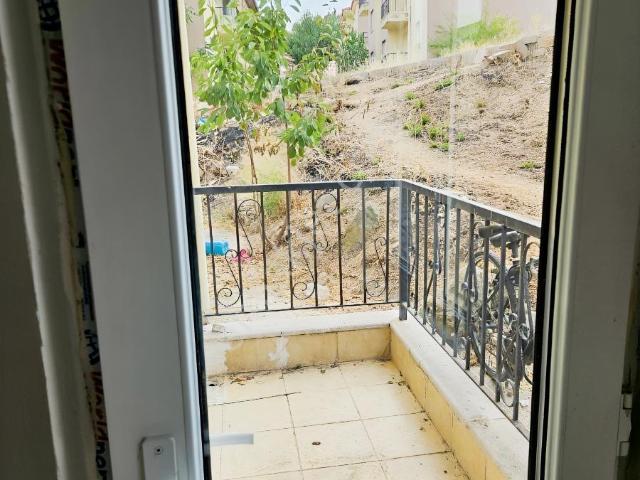 Sadıkbey Deprem Evlerınde Sıfır Icı Ful Yapılı Daıre Satılıktır