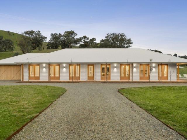 'Saddlewood Farm'