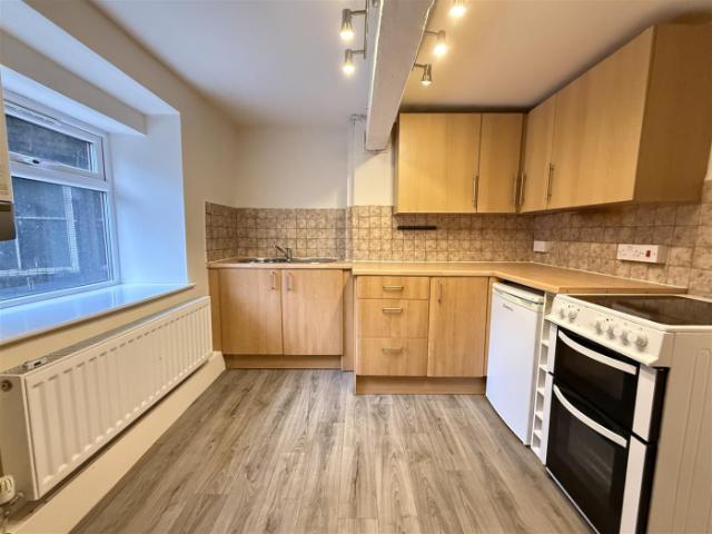 saddleworth road, greetland, hx4 8ba