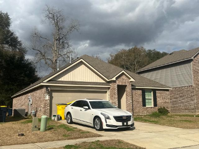 Saddle Crest Dr