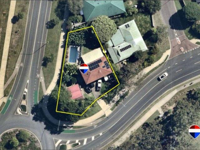 Saddle up to Invest in this Large Corner 821sqm Two Storey Home with Pool & Shed