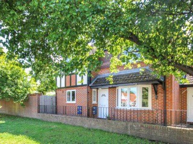 Saddlebrook Park, Sunbury On Thames, Surrey TW16, 3 bed detached house to rent, £2,250 pcm | PrimeLocation