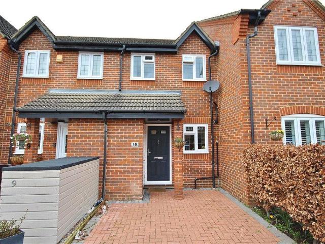 Saddlebrook Park, Sunbury on Thames. 2 bed terraced house to rent £1,700 pcm £392 pw