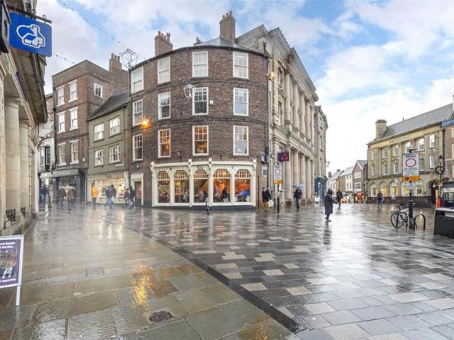 Saddler Street, Durham, DH1 3 bed apartment to rent £2,600 pcm £600 pw