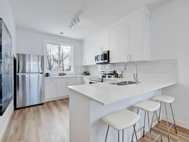 Saddleridge Avas 3 Bedroom — Townhouse