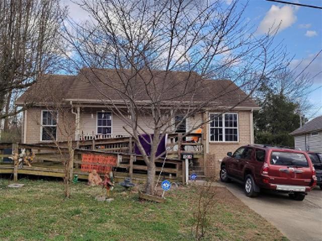Saddlestone Dr
