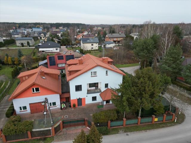 Kompleks 3 budynków 350 m² z potencjałem inwestycyjnym zapraszam