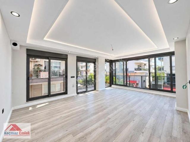 Sadece Bir Daire Değil, Yaşam Tarzı! Satılık Ultralüx 3+1 !