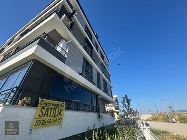 SADECE !KUMSALDAN! KAPALI OTOPARKLI CAM BALKONLU_2+1_LÜX DAİRE