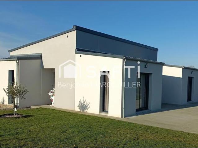 Safti Benjamin Marcouiller vous propose: Maison contemporaine de 5 pièces