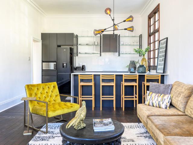 Safe & Central: Villa with Views of Table Mountain