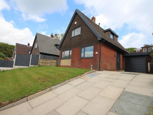 Safeglen, Briggs Fold Rd, Egerton. 3 bed detached house to rent £1,450 pcm £335 pw