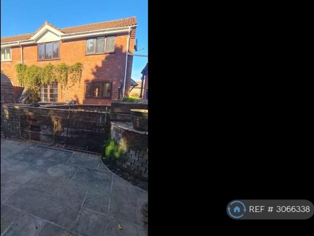 Saffron Close, Taunton, TA1 3 bed semi detached house to rent £1,450 pcm £335 pw