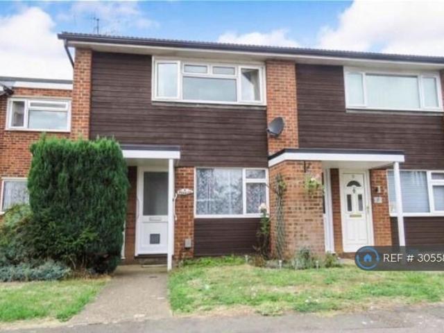 Saffron Court, Biggleswade, SG18 2 bed maisonette to rent £1,150 pcm £265 pw