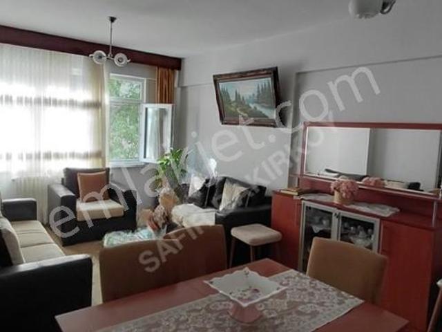 Safir Bakırköy 'den Osmaniye Beyaz Evlerde Arakat Satılık Daire